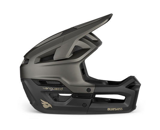 BLUEGRASS ČELADA VANGUARD