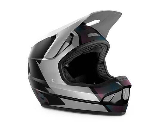 BLUEGRASS ČELADA LEGIT